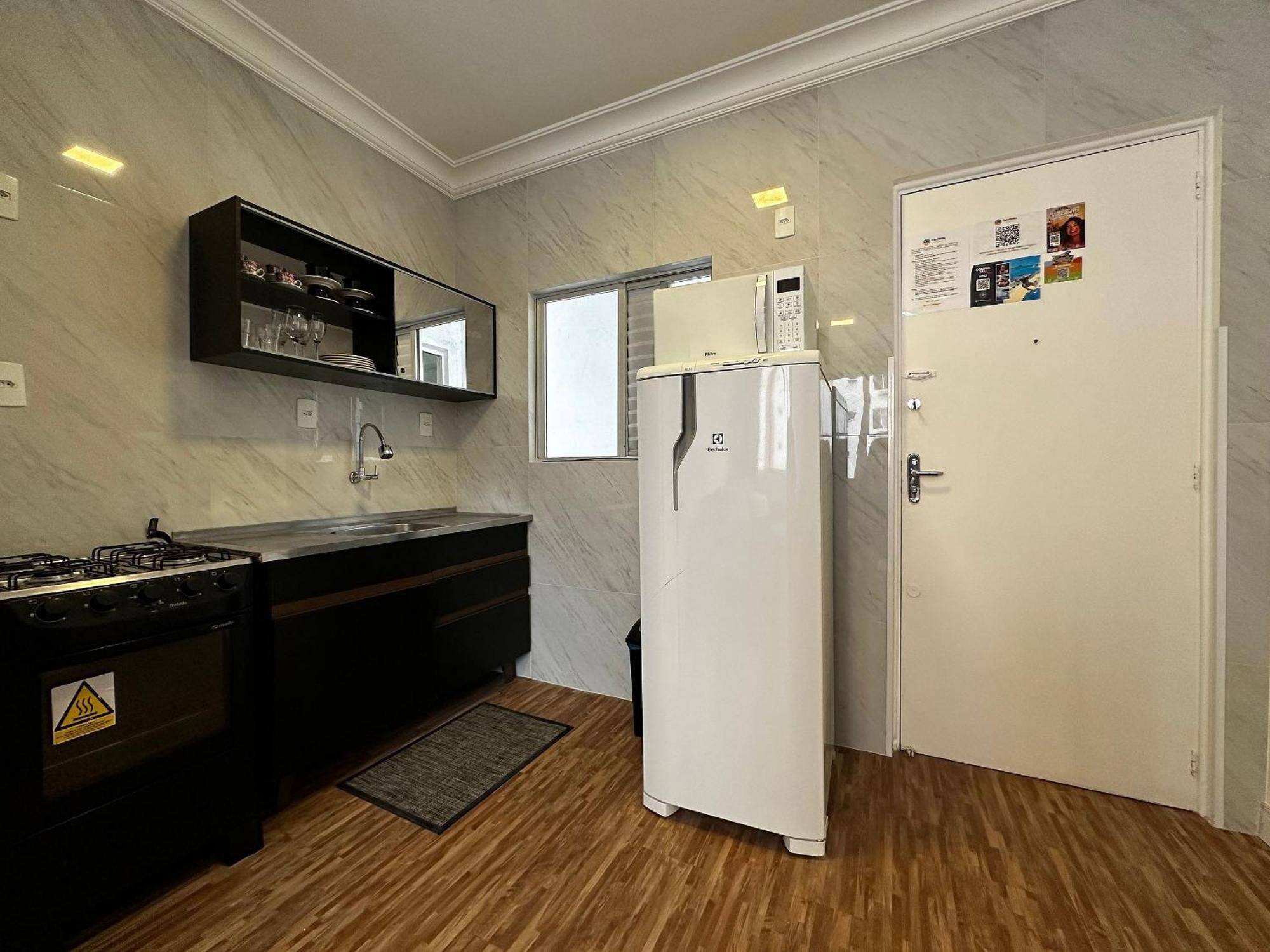 Po04- 1 Quarto Ao Lado Shop. Atlantico C/ Garagem Balneário Camboriú Buitenkant foto